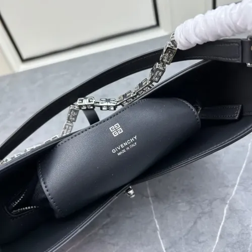 Cheap Givenchy AAA Quality Messenger Bags For Women #1399183 Replica Wholesale [$98.00 USD] [ITEM#1399183] on Replica Givenchy AAA Quality Messenger Bags