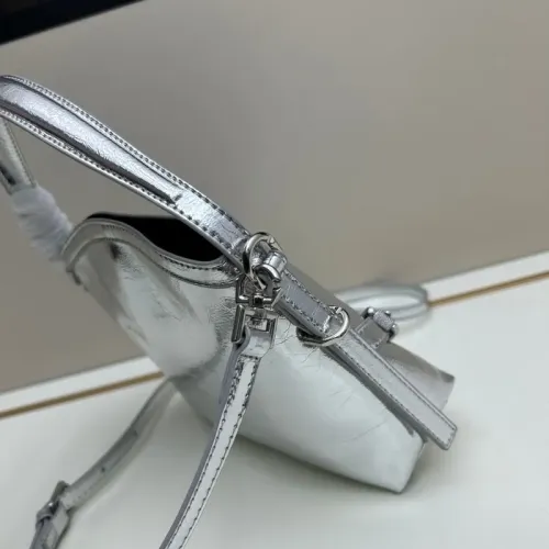 Cheap Givenchy AAA Quality Messenger Bags For Women #1399187 Replica Wholesale [$96.00 USD] [ITEM#1399187] on Replica Givenchy AAA Quality Messenger Bags