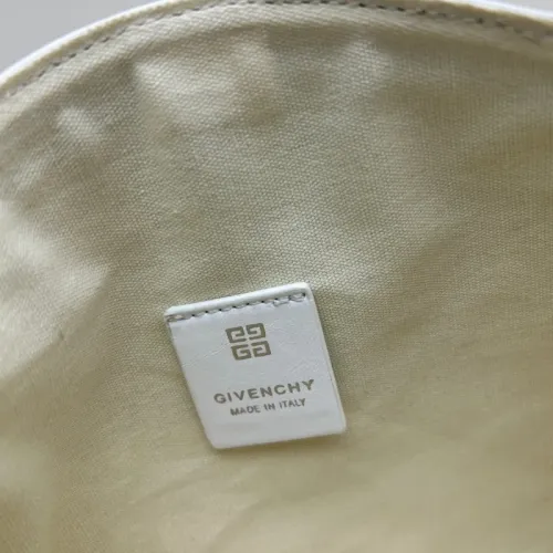 Cheap Givenchy AAA Quality Messenger Bags For Women #1399191 Replica Wholesale [$96.00 USD] [ITEM#1399191] on Replica Givenchy AAA Quality Messenger Bags