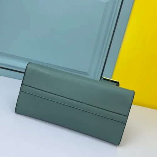 Cheap Prada AAA Quality Handbags For Women #1399480 Replica Wholesale [$105.00 USD] [ITEM#1399480] on Replica Prada AAA Quality Handbags