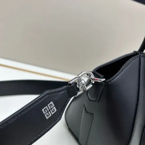 Cheap Givenchy AAA Quality Handbags For Women #1399490 Replica Wholesale [$102.00 USD] [ITEM#1399490] on Replica Givenchy AAA Quality Handbags