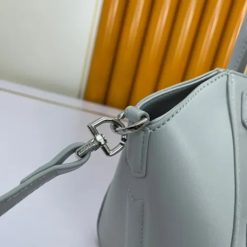Cheap Givenchy AAA Quality Handbags For Women #1399500 Replica Wholesale [$98.00 USD] [ITEM#1399500] on Replica Givenchy AAA Quality Handbags