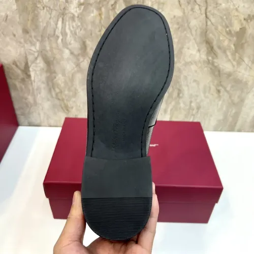 Cheap Salvatore Ferragamo Leather Shoes For Men #1399990 Replica Wholesale [$105.00 USD] [ITEM#1399990] on Replica Salvatore Ferragamo Leather Shoes