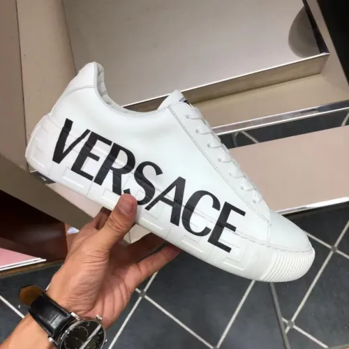 Cheap Versace Casual Shoes For Men #1400063 Replica Wholesale [$80.00 USD] [ITEM#1400063] on Replica Versace Casual Shoes