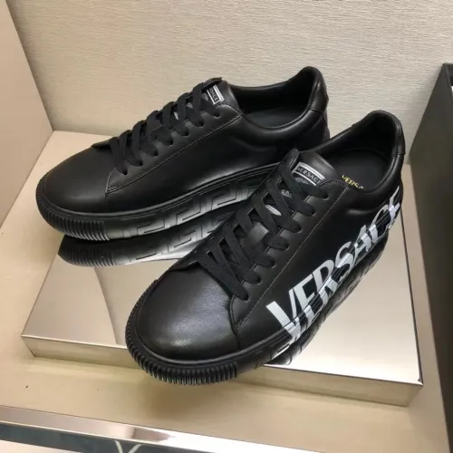 Versace Casual Shoes For Men #1400064
