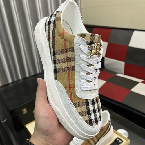 Cheap Burberry Casual Shoes For Men #1400082 Replica Wholesale [$82.00 USD] [ITEM#1400082] on Replica Burberry Casual Shoes