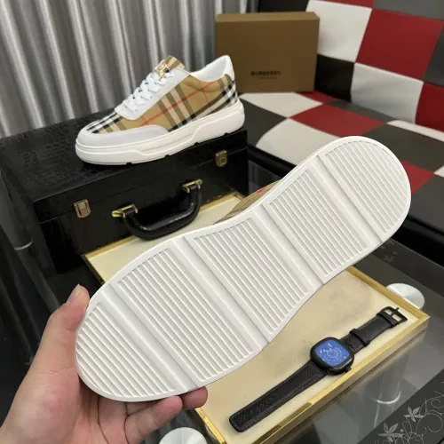 Cheap Burberry Casual Shoes For Men #1400082 Replica Wholesale [$82.00 USD] [ITEM#1400082] on Replica Burberry Casual Shoes