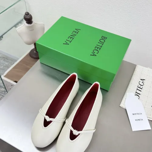 Cheap Bottega Veneta BV Flat Shoes For Women #1400594 Replica Wholesale [$125.00 USD] [ITEM#1400594] on Replica Bottega Veneta BV Flat Shoes