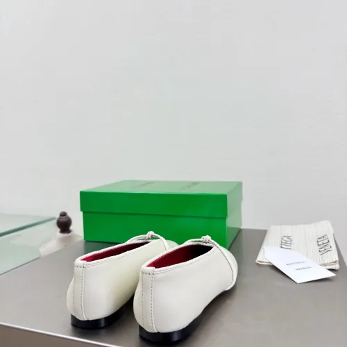 Cheap Bottega Veneta BV Flat Shoes For Women #1400594 Replica Wholesale [$125.00 USD] [ITEM#1400594] on Replica Bottega Veneta BV Flat Shoes