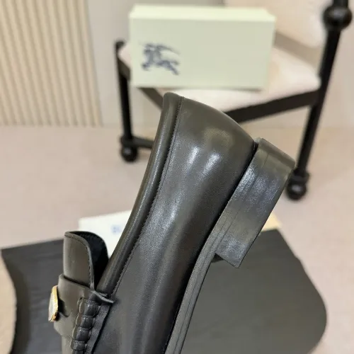 Cheap Burberry Leather Shoes For Women #1400777 Replica Wholesale [$112.00 USD] [ITEM#1400777] on Replica Burberry Leather Shoes