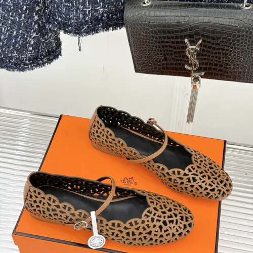 Cheap Hermes Flat Shoes For Women #1400938 Replica Wholesale [$112.00 USD] [ITEM#1400938] on Replica Hermes Flat Shoes