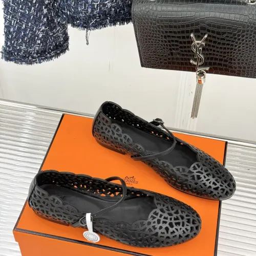 Cheap Hermes Flat Shoes For Women #1400940 Replica Wholesale [$112.00 USD] [ITEM#1400940] on Replica Hermes Flat Shoes