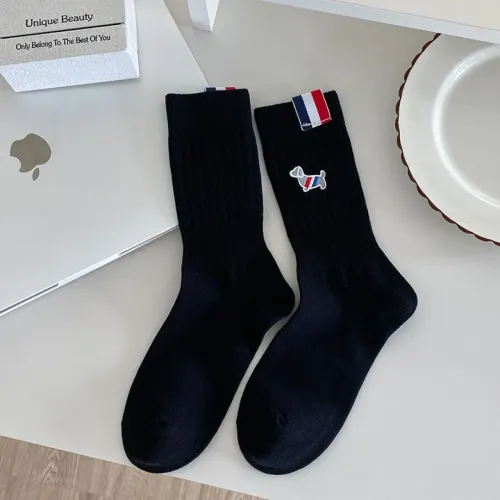 Cheap Thom Browne Socks #1401175 Replica Wholesale [$29.00 USD] [ITEM#1401175] on Replica Thom Browne Socks