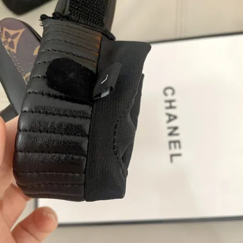 Cheap Louis Vuitton LV Gloves For Women #1401333 Replica Wholesale [$68.00 USD] [ITEM#1401333] on Replica Louis Vuitton LV Gloves