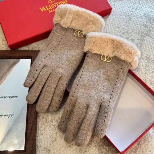 Cheap Valentino Gloves For Women #1401395 Replica Wholesale [$39.00 USD] [ITEM#1401395] on Replica Valentino Gloves