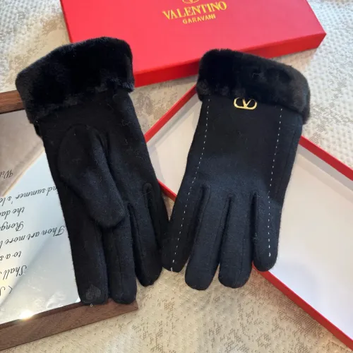 Cheap Valentino Gloves For Women #1401397 Replica Wholesale [$39.00 USD] [ITEM#1401397] on Replica Valentino Gloves