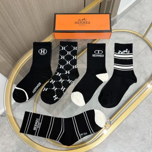 Cheap Hermes Socks #1401466 Replica Wholesale [$29.00 USD] [ITEM#1401466] on Replica Hermes Socks
