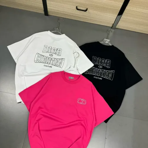 Cheap Christian Dior T-Shirts Short Sleeved For Unisex #1402124 Replica Wholesale [$32.00 USD] [ITEM#1402124] on Replica Christian Dior T-Shirts