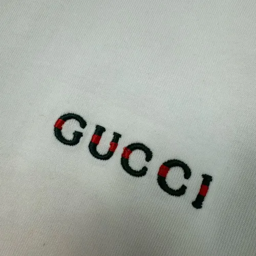 Cheap Gucci T-Shirts Short Sleeved For Unisex #1402194 Replica Wholesale [$32.00 USD] [ITEM#1402194] on Replica Gucci T-Shirts