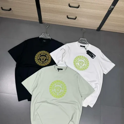 Cheap Versace T-Shirts Short Sleeved For Unisex #1402256 Replica Wholesale [$32.00 USD] [ITEM#1402256] on Replica Versace T-Shirts