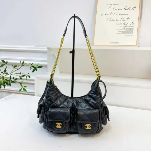 Chanel Shoulder Bags For Women #1402698