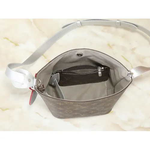 Cheap Louis Vuitton Messenger Bags For Women #1402864 Replica Wholesale [$52.00 USD] [ITEM#1402864] on Replica Louis Vuitton Messenger Bags