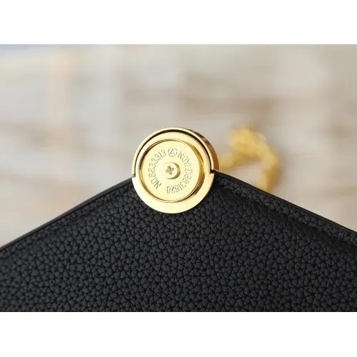 Cheap Louis Vuitton Messenger Bags For Women #1402868 Replica Wholesale [$52.00 USD] [ITEM#1402868] on Replica Louis Vuitton Messenger Bags