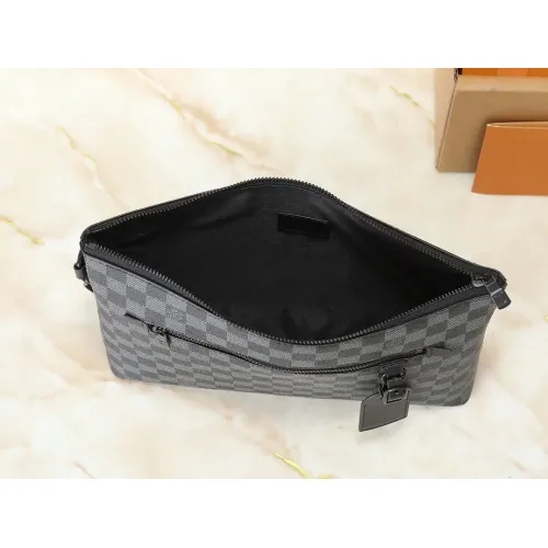 Cheap Louis Vuitton LV Daily Pouches For Men #1402896 Replica Wholesale [$48.00 USD] [ITEM#1402896] on Replica Louis Vuitton LV Wallets