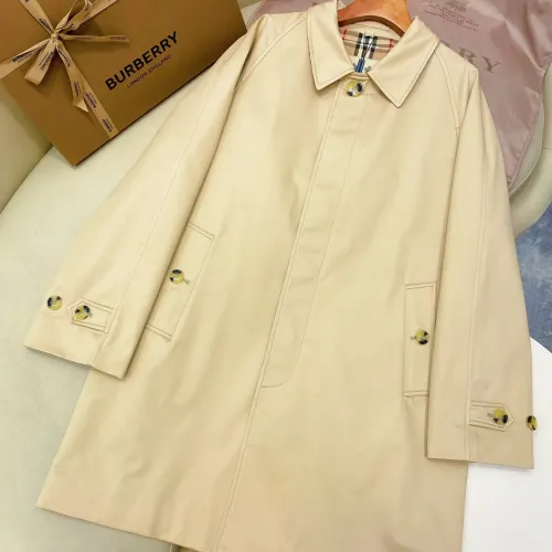 Burberry Trench Coat Long Sleeved For Men #1403301