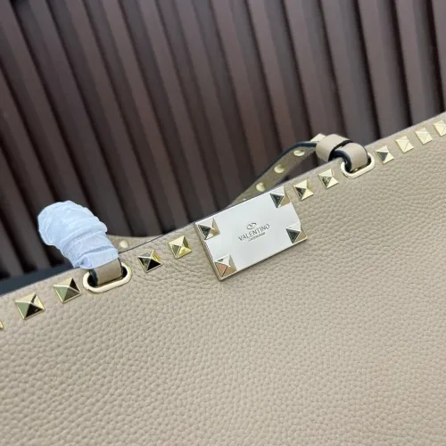 Cheap Valentino AAA Quality Handbags For Women #1404040 Replica Wholesale [$96.00 USD] [ITEM#1404040] on Replica Valentino AAA Quality Handbags