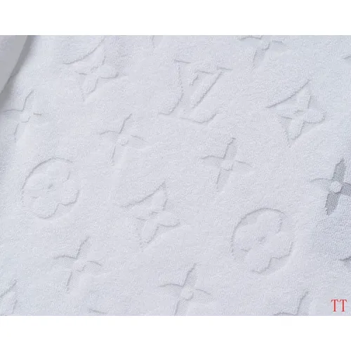 Cheap Louis Vuitton LV Tracksuits Short Sleeved For Men #1404058 Replica Wholesale [$60.00 USD] [ITEM#1404058] on Replica Louis Vuitton LV Tracksuits