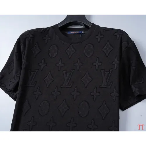 Cheap Louis Vuitton LV Tracksuits Short Sleeved For Men #1404068 Replica Wholesale [$60.00 USD] [ITEM#1404068] on Replica Louis Vuitton LV Tracksuits