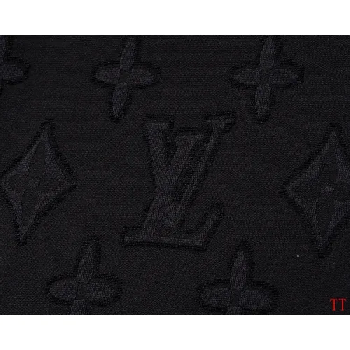 Cheap Louis Vuitton LV Tracksuits Short Sleeved For Men #1404068 Replica Wholesale [$60.00 USD] [ITEM#1404068] on Replica Louis Vuitton LV Tracksuits