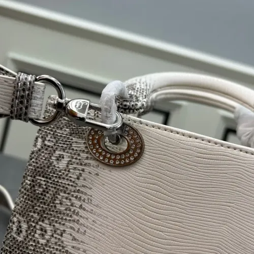 Cheap Christian Dior AAA Quality Handbags For Women #1404213 Replica Wholesale [$92.00 USD] [ITEM#1404213] on Replica Christian Dior AAA Quality Handbags