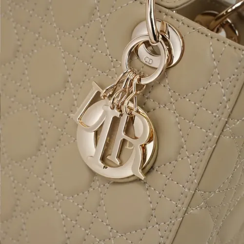 Cheap Christian Dior AAA Quality Handbags For Women #1404235 Replica Wholesale [$88.00 USD] [ITEM#1404235] on Replica Christian Dior AAA Quality Handbags