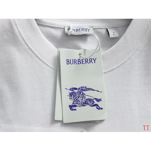 Cheap Burberry T-Shirts Short Sleeved For Unisex #1404241 Replica Wholesale [$40.00 USD] [ITEM#1404241] on Replica Burberry T-Shirts