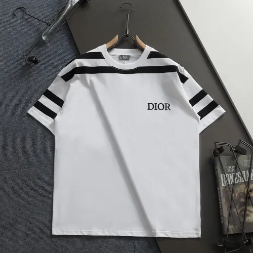 Christian Dior T-Shirts Short Sleeved For Unisex #1404245