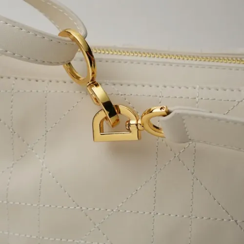 Cheap Christian Dior AAA Quality Shoulder Bags For Women #1404274 Replica Wholesale [$92.00 USD] [ITEM#1404274] on Replica Christian Dior AAA Quality Shoulder Bags