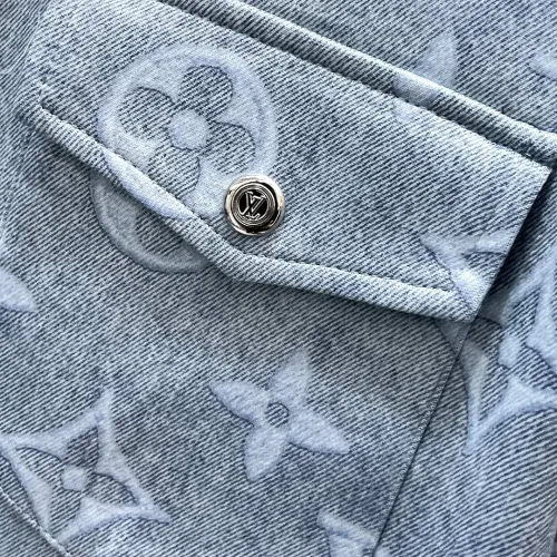 Cheap Louis Vuitton LV Tracksuits Short Sleeved For Men #1404346 Replica Wholesale [$82.00 USD] [ITEM#1404346] on Replica Louis Vuitton LV Tracksuits