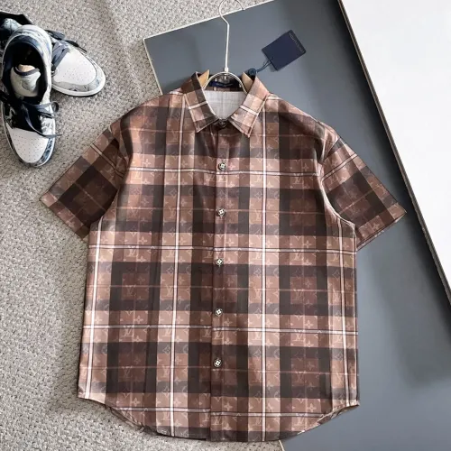 Cheap Louis Vuitton LV Tracksuits Short Sleeved For Men #1404348 Replica Wholesale [$102.00 USD] [ITEM#1404348] on Replica Louis Vuitton LV Tracksuits