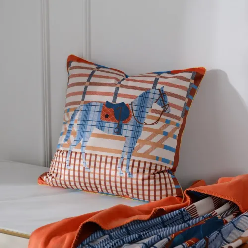 Cheap Hermes Cushion #1404375 Replica Wholesale [$39.00 USD] [ITEM#1404375] on Replica Hermes Cushion