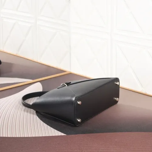 Cheap Christian Dior AAA Quality Handbags For Women #1404579 Replica Wholesale [$102.00 USD] [ITEM#1404579] on Replica Christian Dior AAA Quality Handbags