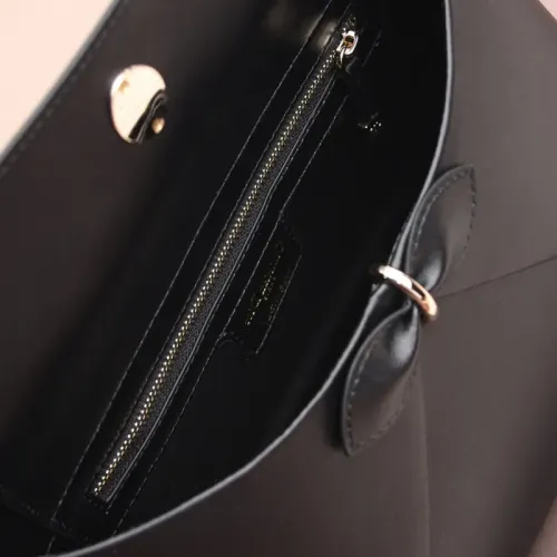 Cheap Christian Dior AAA Quality Handbags For Women #1404579 Replica Wholesale [$102.00 USD] [ITEM#1404579] on Replica Christian Dior AAA Quality Handbags