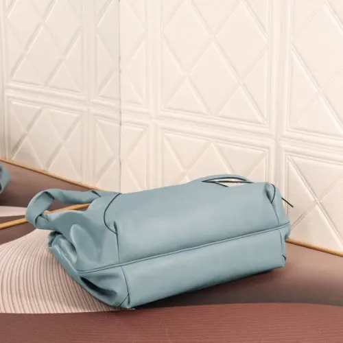 Cheap Fendi AAA Quality Handbags For Women #1404614 Replica Wholesale [$122.00 USD] [ITEM#1404614] on Replica Fendi AAA Quality Handbags