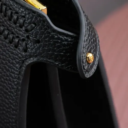 Cheap Fendi AAA Quality Messenger Bags For Women #1404720 Replica Wholesale [$125.00 USD] [ITEM#1404720] on Replica Fendi AAA Quality Messenger Bags