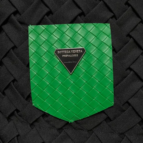 Cheap Bottega Veneta BV Down Feather Coat Long Sleeved For Men #1404743 Replica Wholesale [$215.00 USD] [ITEM#1404743] on Replica Bottega Veneta BV Down Feather Coat