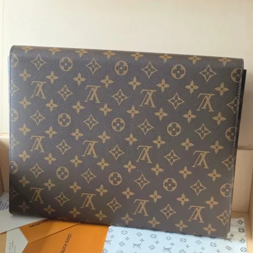 Cheap Louis Vuitton AAA Quality Daily Pouches #1404785 Replica Wholesale [$160.00 USD] [ITEM#1404785] on Replica Louis Vuitton AAA Quality Pouches