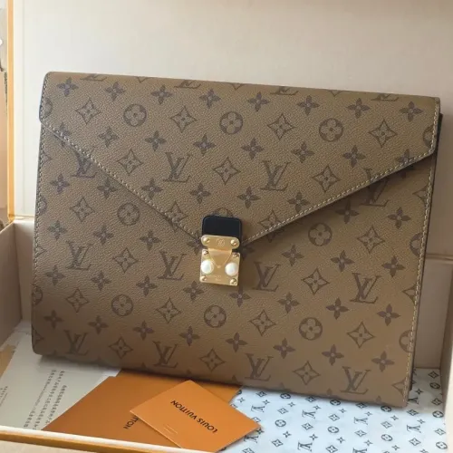 Louis Vuitton AAA Quality Daily Pouches #1404786