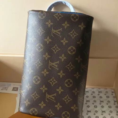 Cheap Louis Vuitton AAA Quality Cosmetic Pouches #1404797 Replica Wholesale [$102.00 USD] [ITEM#1404797] on Replica Louis Vuitton AAA Quality Pouches