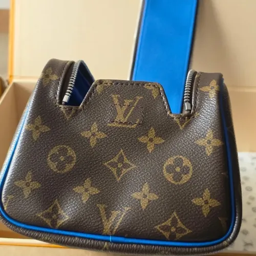 Cheap Louis Vuitton AAA Quality Cosmetic Pouches #1404797 Replica Wholesale [$102.00 USD] [ITEM#1404797] on Replica Louis Vuitton AAA Quality Pouches